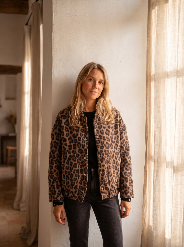 Cleo Luipaard Bomber-jas - sfeer 1