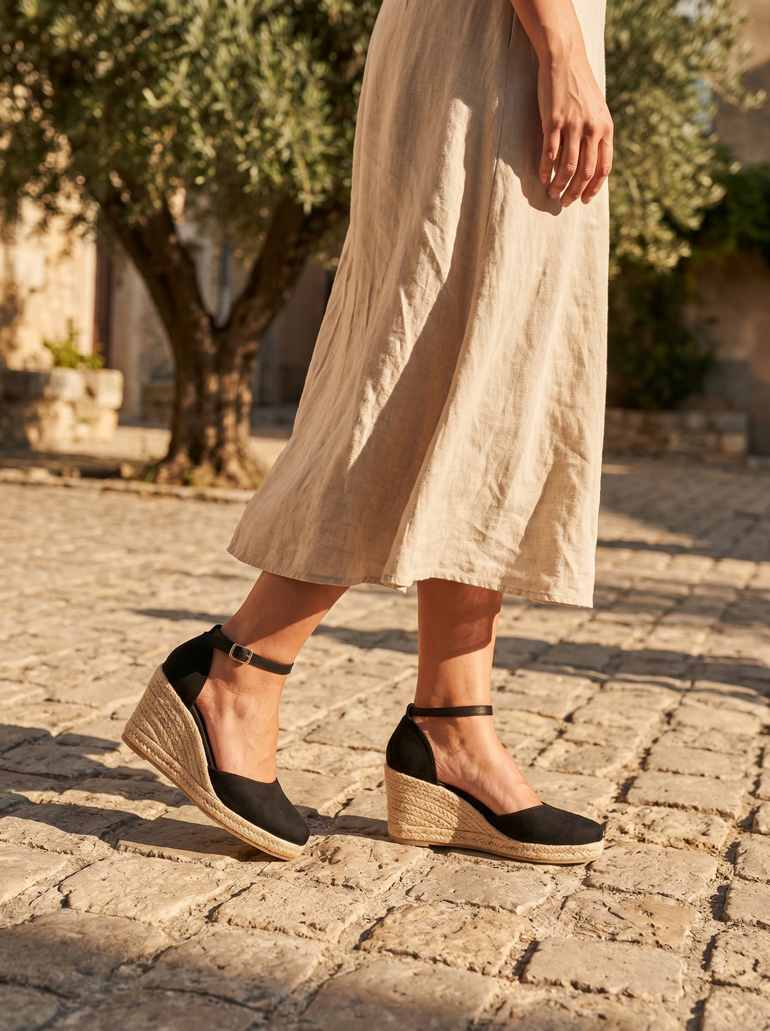 Margaux Gesloten Sleehak Sandalen - sfeer 1